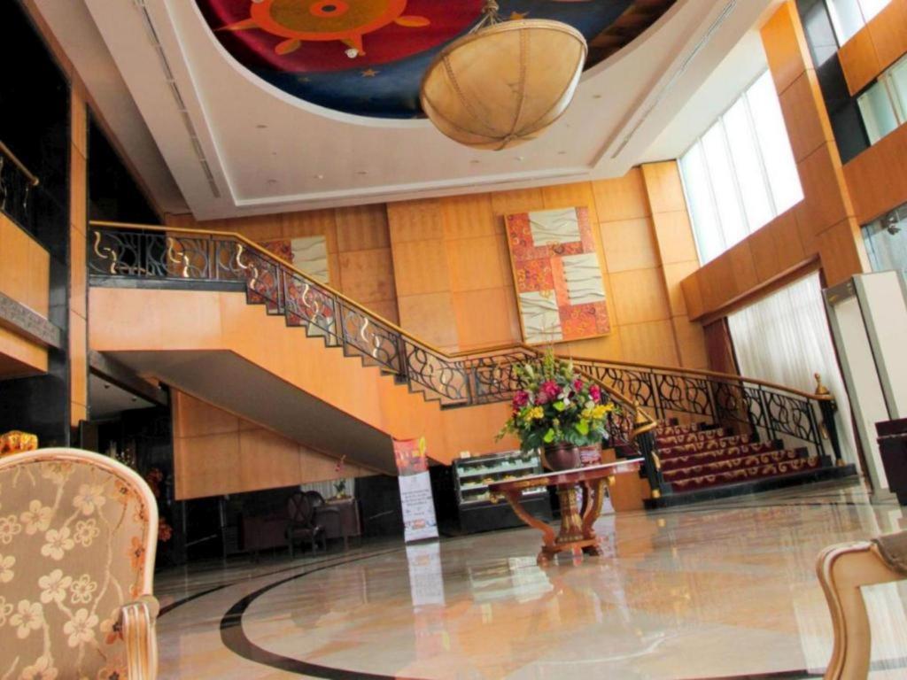 Grand Basko Hotel Padang  Ngoại thất bức ảnh