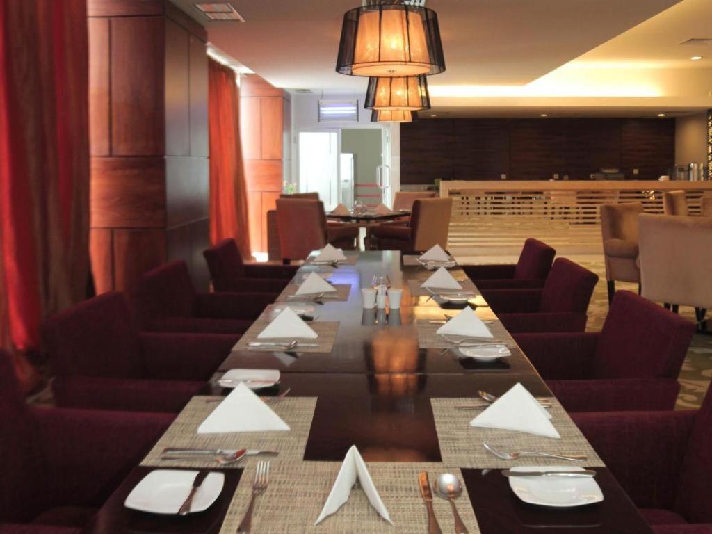 Grand Basko Hotel Padang  Ngoại thất bức ảnh