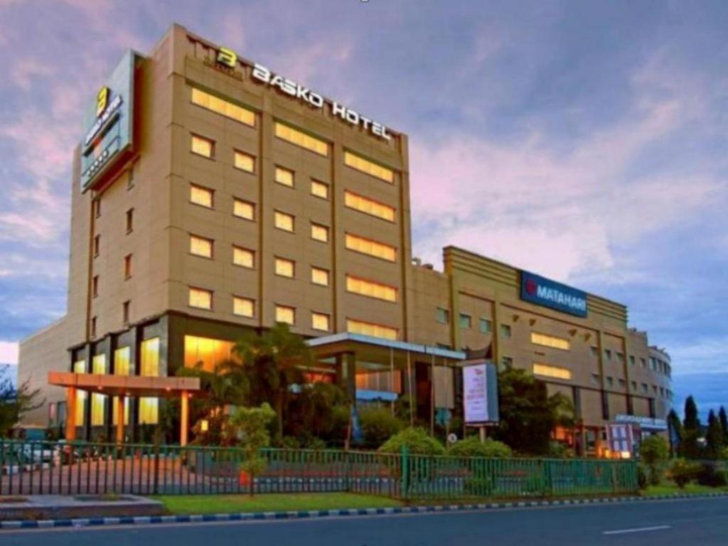 Grand Basko Hotel Padang  Ngoại thất bức ảnh