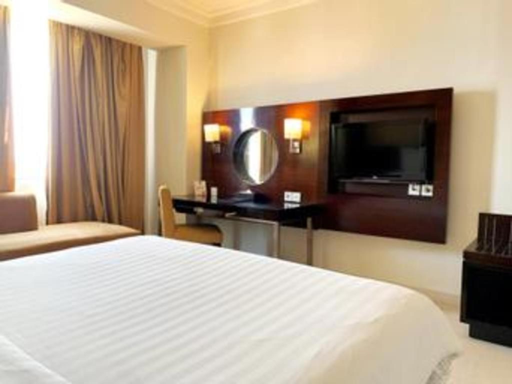 Grand Basko Hotel Padang  Ngoại thất bức ảnh