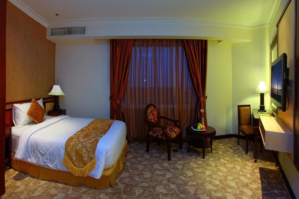 Grand Basko Hotel Padang  Ngoại thất bức ảnh